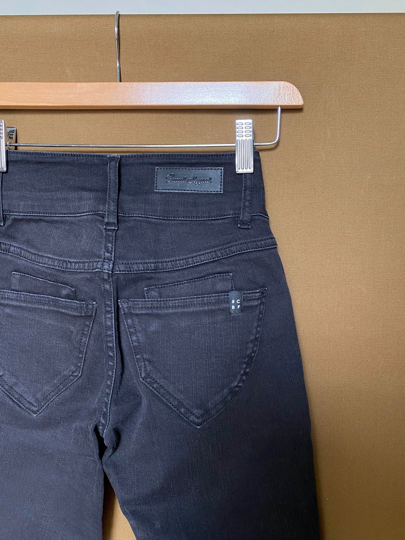 Taille Mi-Haute, noir délavé - taille 32/34